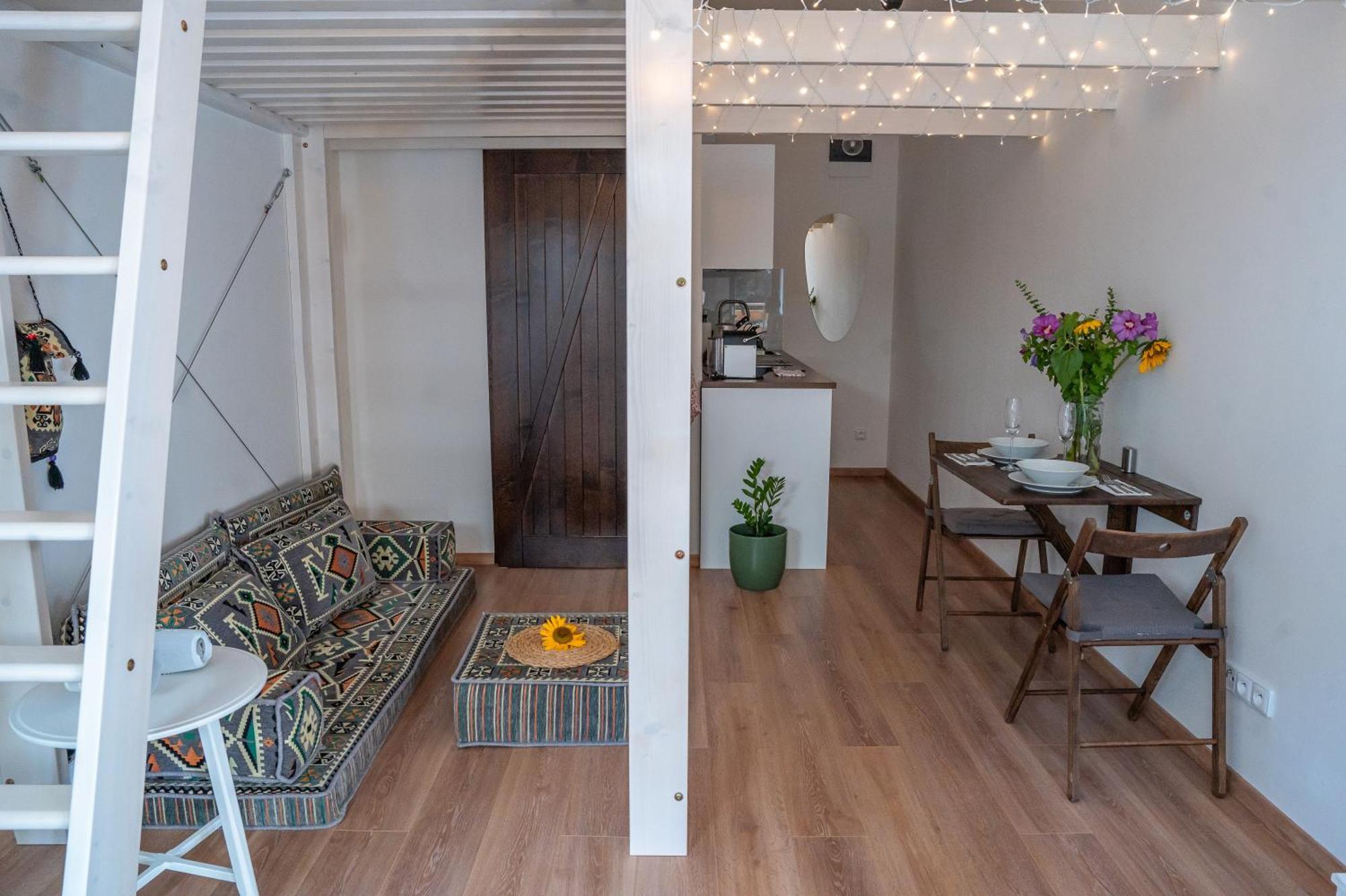 Apartman Spaleny Mlyn Lisnice Εξωτερικό φωτογραφία