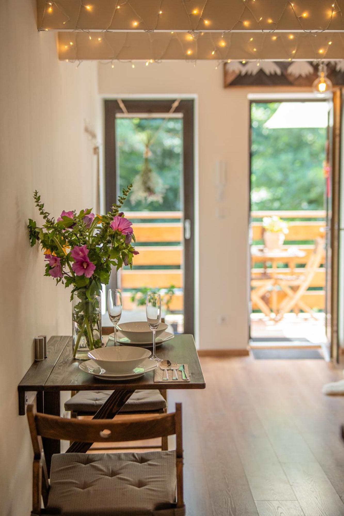 Apartman Spaleny Mlyn Lisnice Εξωτερικό φωτογραφία