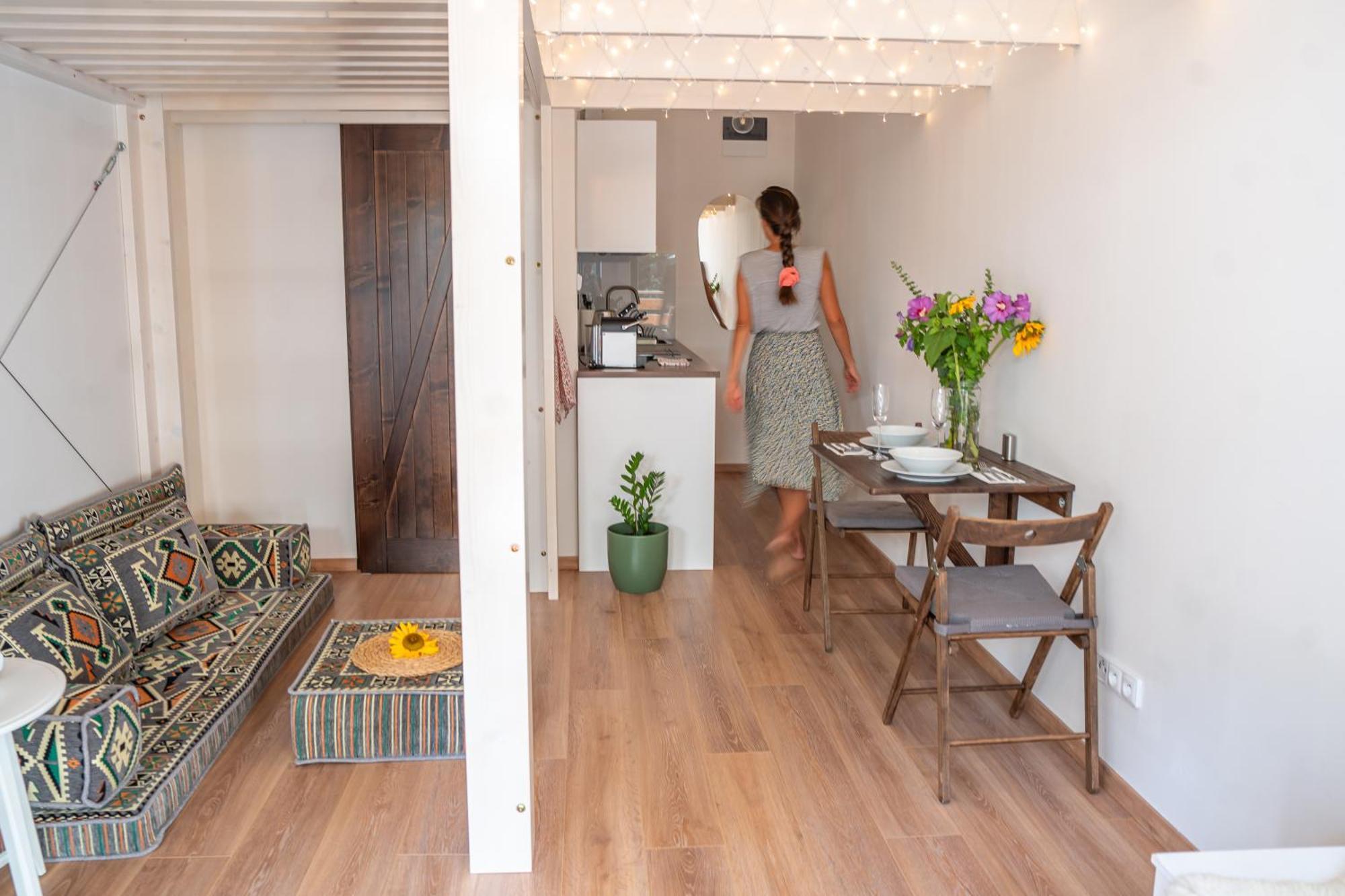 Apartman Spaleny Mlyn Lisnice Εξωτερικό φωτογραφία